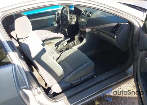 2007 Honda Accord 2.4 Lx z USA, uszkodzony, nr VIN 1HGCM72367A006070